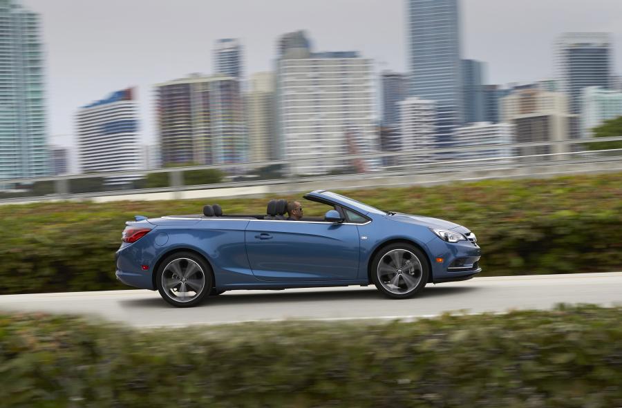  Buick Cascada Convertible 2016 года  (фото 10 из 40)